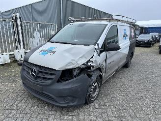 krockskadad bil bedrijf Mercedes Vito 116 CDI AUT. NAVI/PDC/CRUISE/MFS/DRAAGREK/TREKHAAK 2021/7