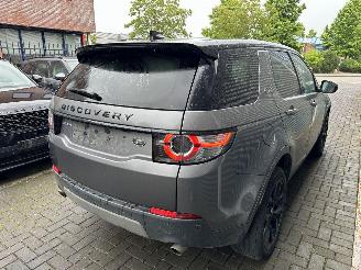 Land Rover Discovery Sport 2.0 TD4 PANO/CAMERA/LEDER/TREKHAAK/MERIDIAN/LED/RIJDBAAR! picture 6