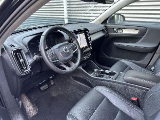 Volvo XC40 1.5 T3 R-Design NAVI/LED/CAMERA/FULL ASSIST/LEDER/VOL OPTIES! picture 7