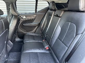 Volvo XC40 1.5 T3 R-Design NAVI/LED/CAMERA/FULL ASSIST/LEDER/VOL OPTIES! picture 8
