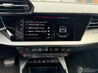 Audi A3 1.5 35TFSI S-LINE LEDER/NAVI/CRUISE/ASSIST/LED MATRIX/ VOL RIJDBAAR! picture 16