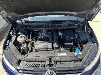 Volkswagen Touran 1.4 TSI MINIMAL DAMAGE | DRIVEABLE DAMAGE picture 8