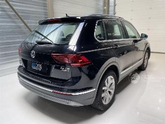 krockskadad bil auto Volkswagen Tiguan 2.0 TSI DSG 4-MOTION/NAVI/LED/CAMERA/PARKASS/ALCANTARA/VOL! 2017/8