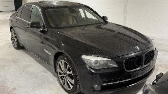 Schadeauto BMW 7-serie 730d/PANO/MEMORY/HEAD-UP/VENTILATIE/4xSTOELVERW./XENON-LED/FULL-ASSIST/TREKHAAK/VOL! 2010/9