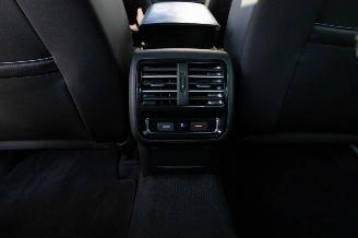 Volkswagen Passat 1.4 TSI ACT 3X R-LINE PANO/LEDER/LED/NAVI/CLIMA SCHADEVRIJ/DAMAGEDFREE picture 16
