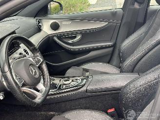 Mercedes E-klasse 200 AMG PANO/LED/19INCH picture 4