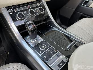 Land Rover Range Rover sport 3.0 HSE / PANORAMA / 360 CAMERA / FULL OPTIONS picture 10