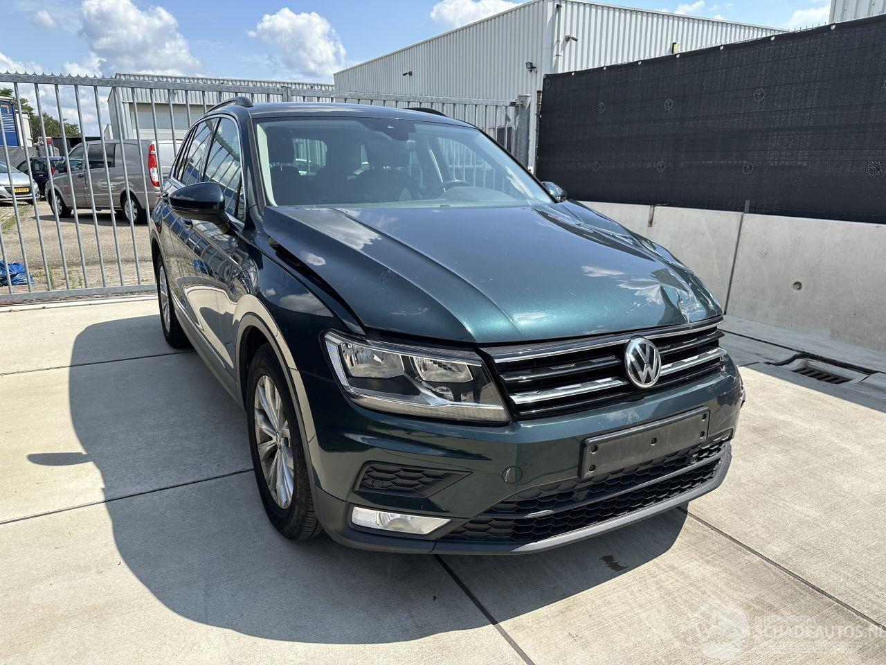 Volkswagen Tiguan 1.4 TSI DSG | NAVI | APP-C | LED | PARKING SENSORS | STOELVERW. | CLIMATE | ACC