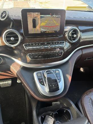 Mercedes V-klasse V250 4 MATIC FULL OPTIONS ORG NL AUTO AMG PAKKET picture 6