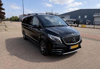 Mercedes V-klasse V250 4 MATIC FULL OPTIONS picture 2