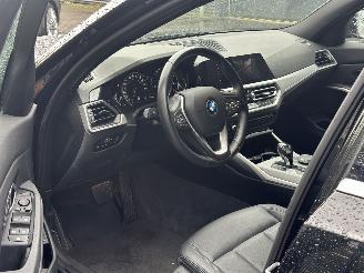 BMW 3-serie M Sport Line PANO/NAVI/LEDER/CLIMA/STOELVERW V+A VOL SCHADEVRIJ! picture 4