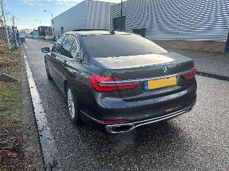 BMW 7-serie 7-SERIE  740e LWB I-Performance / Full Options SCHADEVRIJ/ DAMAGED FREE/UNFALL FREI ! picture 5