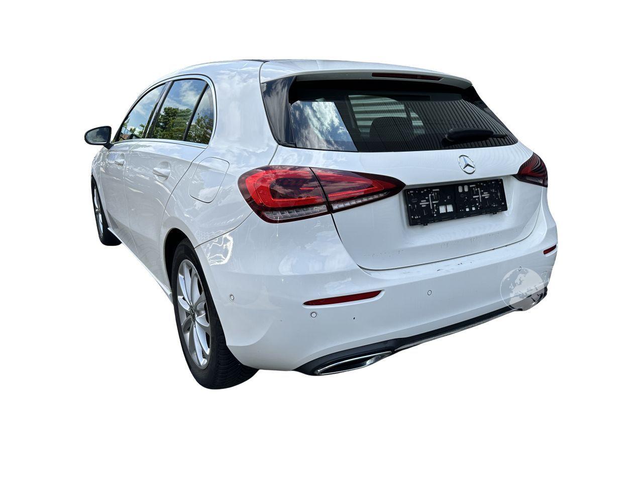 Mercedes A-klasse A180d GROOT SCHERM/LED/CAMERA