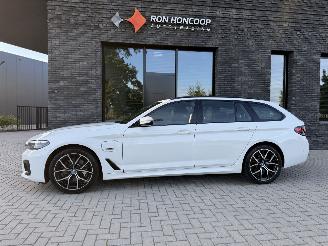 Coche accidentado BMW 5-serie 530e Touring 292PK Steptronic M-Sport 2022/3