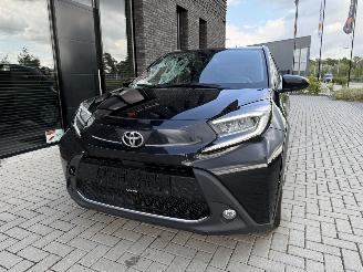 Toyota Aygo X 1.0 VVT-i 72PK MT First APP CAM LM VOL! picture 4