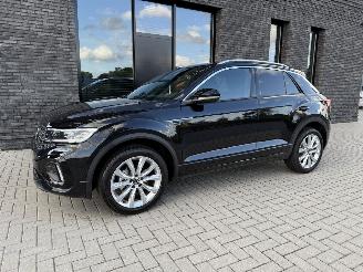 Volkswagen T-Roc 1.5 TSI 150PK DSG7 R-Line picture 2