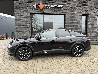 damaged passenger cars Citroën E-C4 X 50kWh 136PK Aut. Shine PANO HEAD-UP VOL! 2024/5