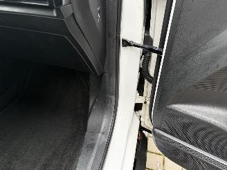 MG MG4 Electric Luxury 64kWh 204PK Aut. picture 41