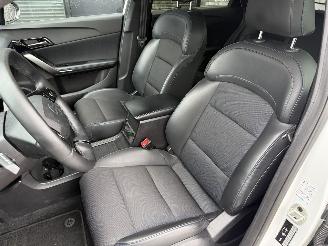 MG MG4 Electric Luxury 64kWh 204PK Aut. picture 18