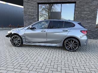 BMW 1-serie 118i 136PK Steptronic M-Sport PANO KUIP VOL! picture 12
