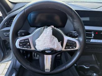BMW 1-serie 118i 136PK Steptronic M-Sport PANO KUIP VOL! picture 22