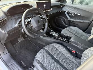 Peugeot 2008 NEW MOD. 1.2 Turbo 131PK EAT8 Aut. Allure picture 17