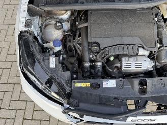 Peugeot 2008 NEW MOD. 1.2 Turbo 131PK EAT8 Aut. Allure picture 39