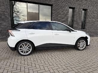 MG MG4 Electric Trophy Extended Range 77kWh 245PK Aut. Luxury picture 5