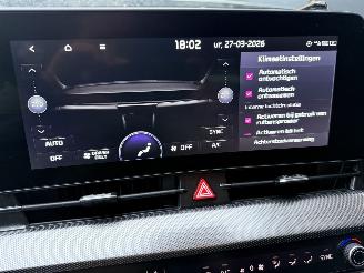 Kia Sportage 1.6 T-GDI PHEV AWD 266PK Aut. GT-Line picture 26