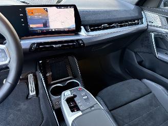 BMW iX2 eDrive20 73kWh 204PK Aut. M-Sport VOLL! picture 21