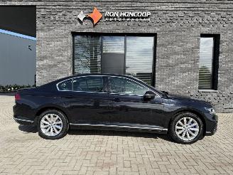 Damaged car Volkswagen Passat GTE 1.4 TSI PHEV 218PK DSG6 2020/6