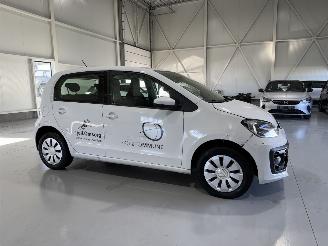 Schadeauto Volkswagen Up! 1.0 MPI 65PK Move-UP! APP CAM ECC 2022/4