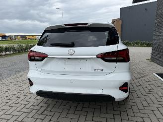 MG MG5 Electric 61kWh Long Range 157PK Aut. Luxury picture 12