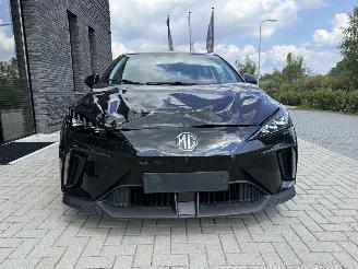 MG MG4 Electric Long Range 64kWh 204PK Aut. Luxury picture 5