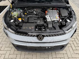 Renault Captur E-Tech NEW MODEL! 1.8 Hybrid 160PK Aut. Techno picture 42
