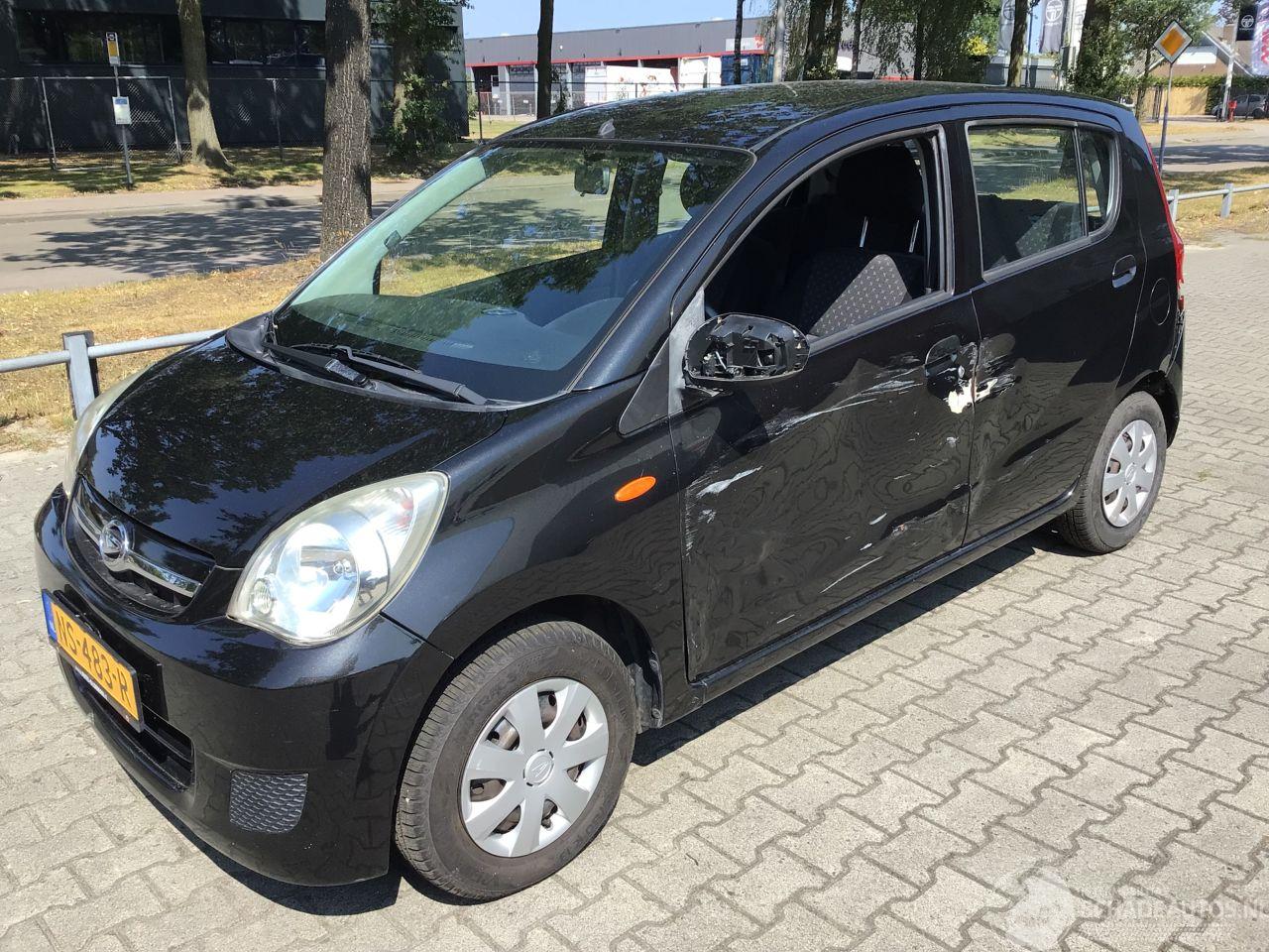 Daihatsu Cuore Cuore 1.0 trend AUTOMAAT lichte schade