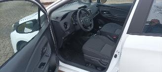 Toyota Yaris 1.5-Benzine 112pk 6-versn Airconditioning stoelverwarming Multicolor Touchscreen Display Achteruitrijcamera picture 15