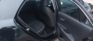 Kia Rio 1.4-DOHC Automatik Navi Climatecontrol Stoelverwarming Lichtautomaat Regensensor Led-Koplampen 4xelek ramen Elektrische-spiegels met verwarming Privacyglas Achteruitrijcamera Mistlampen 16-inch Kia velgen picture 27