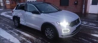 Volkswagen T-Roc 1.5-TSI 150pk R-Line Design Navi Full-Led koplampen Led achterlichten Climatecontrol CruiseControl Stoelverwarming Lichtautomaat Privacyglas picture 8