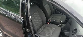 Volkswagen Polo 1.4-TDI Climatecontrol Stoelverwarming leren stuurwiel regensensor Front radar remassist Metallic lak 15 inch velgen picture 23