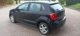 Volkswagen Polo 1.4-TDI Climatecontrol Stoelverwarming leren stuurwiel regensensor Front radar remassist Metallic lak 15 inch velgen picture 7