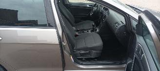 Volkswagen Golf Bj:12-2013 1.2-TSI 105pk Comfortline Climatecontrol CruiseControl Stoelverwarming Lichtautomaat Privacyglas Radio met Infotainment systeem Automatische dimmende binnenspiegel 4xElektrische ramen Elektrische-spiegels met parkeerstand Regensensor Lichtautom picture 21