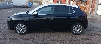 Opel Corsa Bj:02-2021 Elegance 1.2 Full-Led koplampen Digitale cockpit Climatecontrol CruiseControl Stoelverwarming stuurwiel met verwarming Apple CarPlay MirrorLink Achteruitrijcamera Lichtautomaat Drivelane assistent regensensor led mistlampen Parkeersensoren Blin picture 3