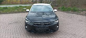 Opel Corsa 1.2 Elegance Full-Led Digitale cockpit Climatecontrol CruiseControl Stoelverwarming stuurwiel met verwarming Achteruitrijcamera parkeersensoren Blindspot Privacyglas Led Mistlampen 16-inch Opel velgen Apple CarPlay Android regensensor Dimmende binnenspieg picture 12