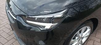 Opel Corsa 1.2 Elegance Full-Led Digitale cockpit Climatecontrol CruiseControl Stoelverwarming stuurwiel met verwarming Achteruitrijcamera parkeersensoren Blindspot Privacyglas Led Mistlampen 16-inch Opel velgen Apple CarPlay Android regensensor Dimmende binnenspieg picture 15