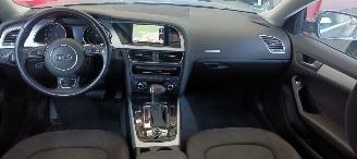 Audi A5 2.0-TDI Automatik Navi Led Climatecontrol CruiseControl Stoelverwarming Lichtautomaat Regensensor Lichtautomaat Mistlampen Afneembare trekhaak Parkeersensoren 18-inch velgen picture 15