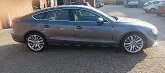 Audi A5 2.0-TDI Automatik Navi Led Climatecontrol CruiseControl Stoelverwarming Lichtautomaat Regensensor Lichtautomaat Mistlampen Afneembare trekhaak Parkeersensoren 18-inch velgen picture 7