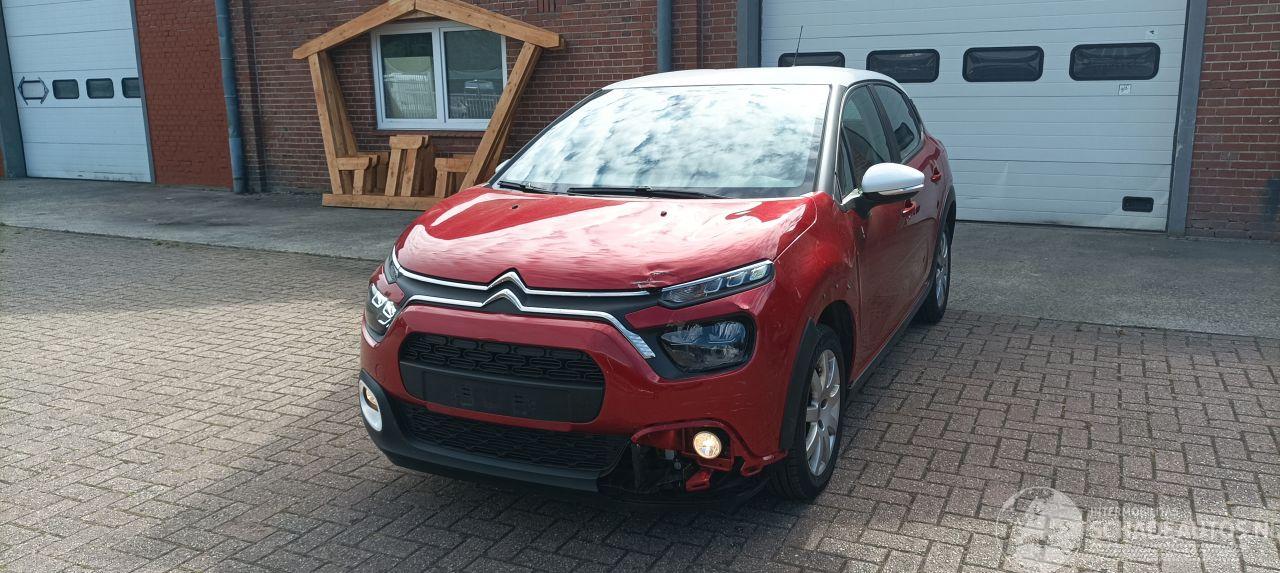 Citroën C3 1.2-Benzine 83pk Airco Full-Led koplampen Stoelverwarming Lichtautomaat cruisecontrol Dab Radio elektrische buitenspiegels met verwarming Centrale vergrendeling met afstandsbediening Start-Stop systeem Drivelane assistent Bi-Color pearl metallic Lak