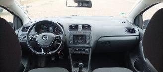 Volkswagen Polo 1.4 TDI DPF Euro6 Climatecontrol Frontradar-Remasist Stoelverwarming Regensensor leren stuurwiel mistlampen Elektrische ramen Elektrische-spiegels met verwarming Centrale vergrendeling met afstandsbediening Start-Stop systeem Radio usb 15 inch Velgen picture 15