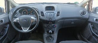 Ford Fiesta 1.5-Diesel Airconditioning Stoelverwarming leren stuurwiel Led verlichting Parkeersensoren voor en achter Elektrische inklapbare buitenspiegels met verwarming Centrale vergrendeling met afstandsbediening Start-Stop picture 17
